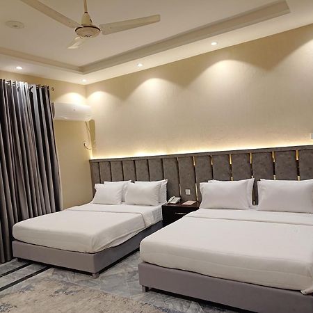 Vip Express Hotel เปชาวาร์ ภายนอก รูปภาพ